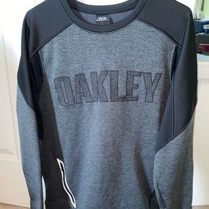 Oakley sweatshirt